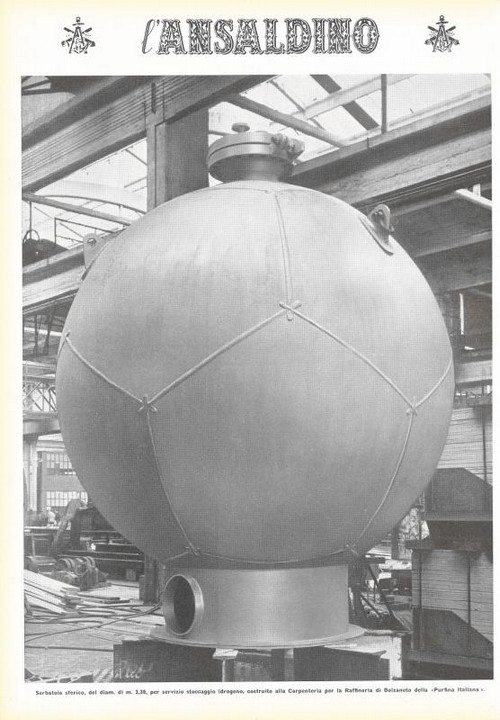 p. 16 (quarta di copertina), serbatoio sferico per servizio stoccaggio idrogeno, costruito allo stabilimento Carpenteria Ansaldo per la Raffineria di Bolzaneto della "Purfina Italiana"